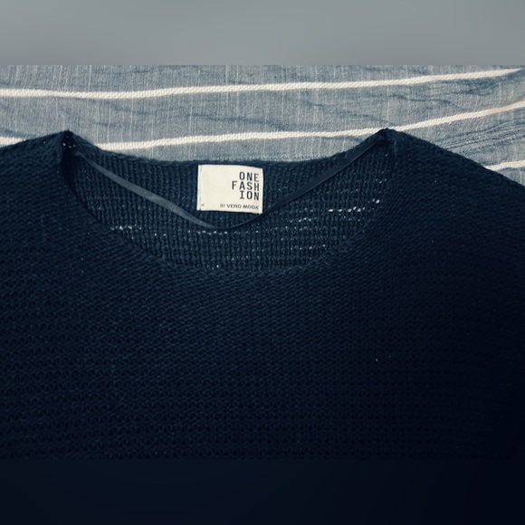 Vero Moda Black Knit Sweater - Picture 2 of 4